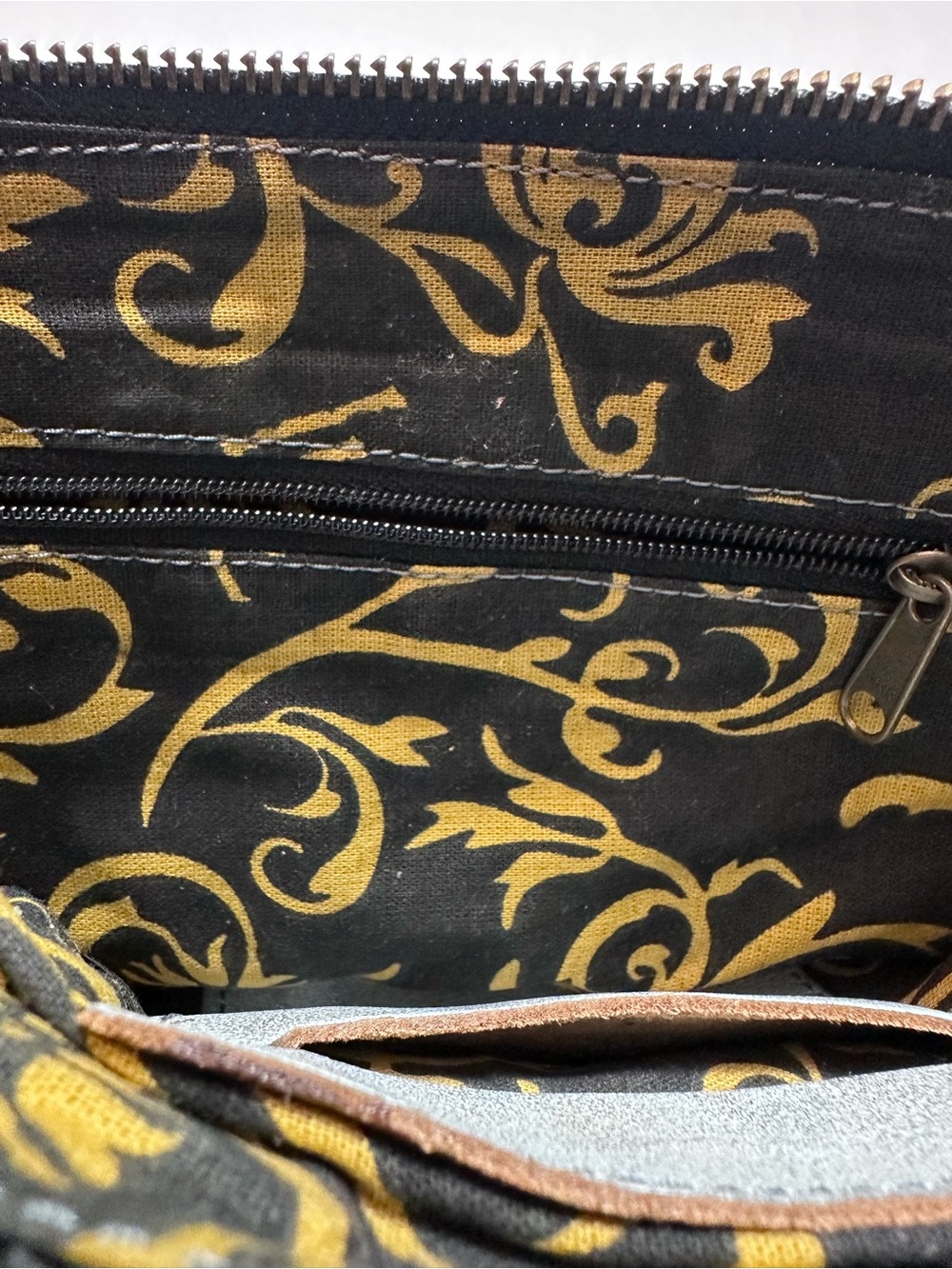 Artisan Silver Tooled Leather Cutout Crossbody Bag Boho Western Festival - Picture 4 of 13